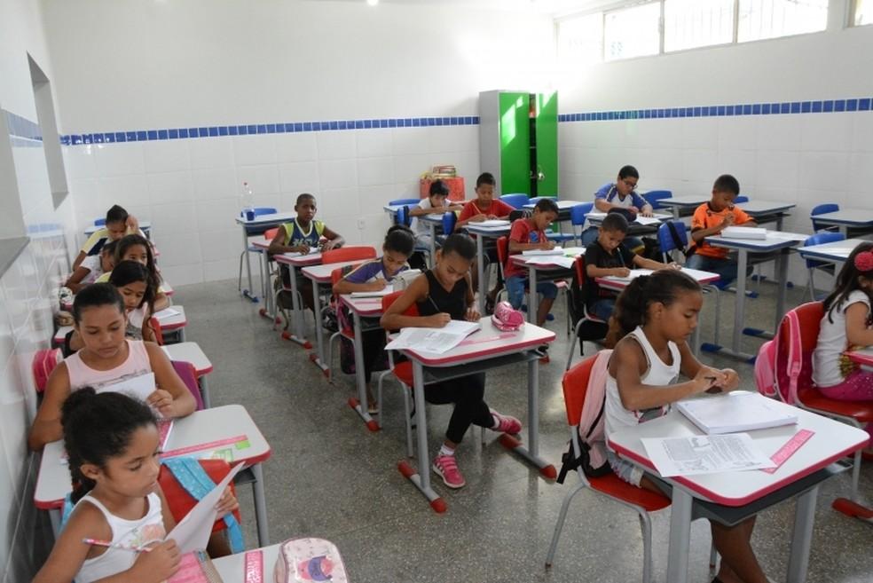 Novo decreto prorroga suspensão de aulas presenciais até 31 de agosto em Cuiabá