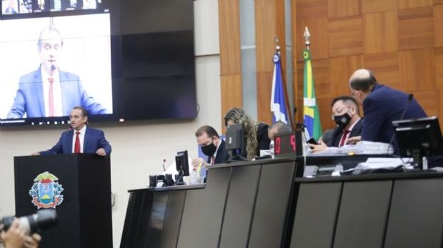 Por 16 votos a favor e 8 contra, reforma da previdência estadual é aprovada; Servidores prtestam