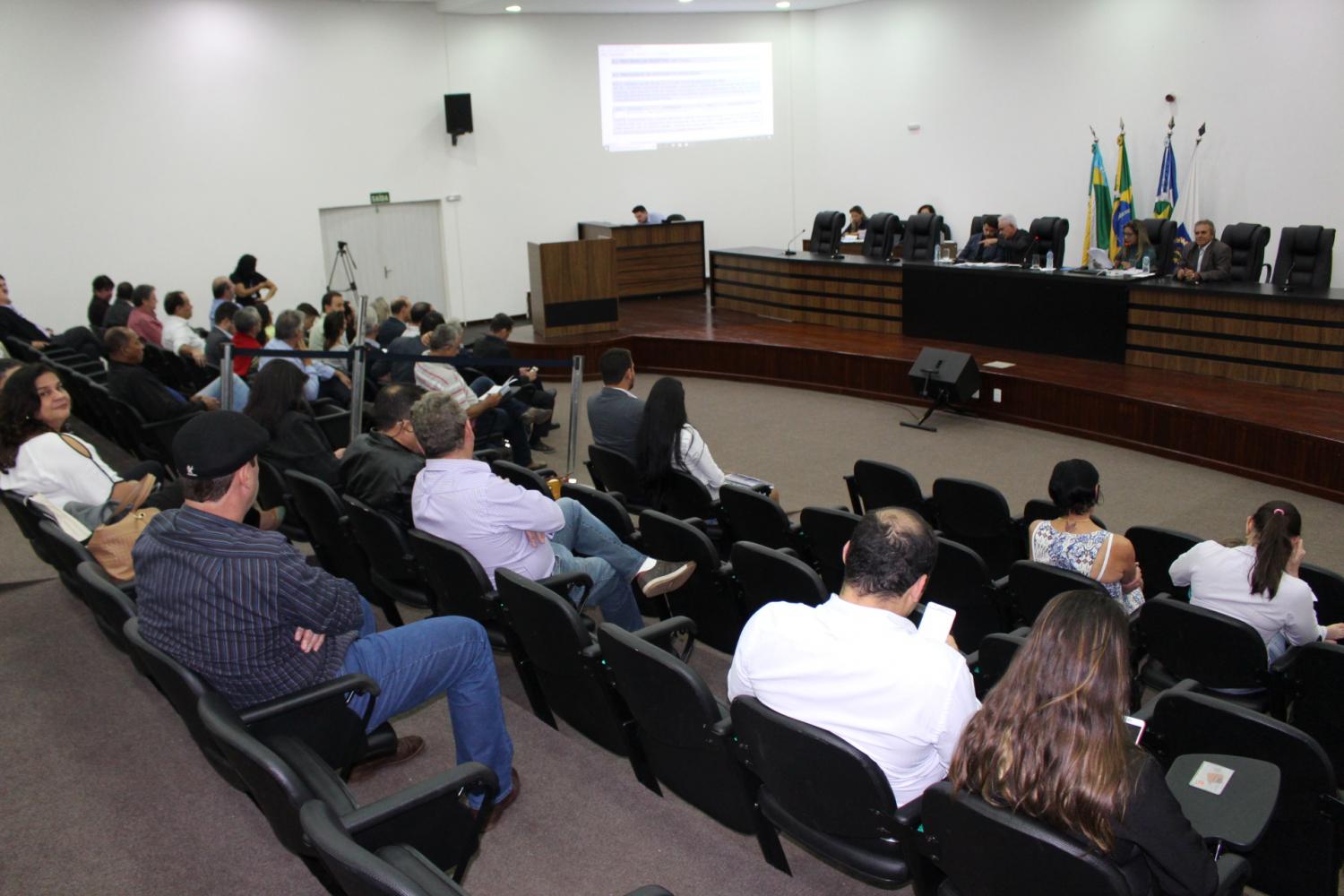 Vereador mais votado em 2016 renuncia a disputa para reeleição