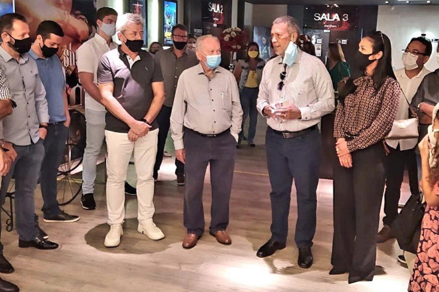 Condenado a mais de 40 anos de prisão, Arcanjo visita shopping que é sócio em Rondonópolis