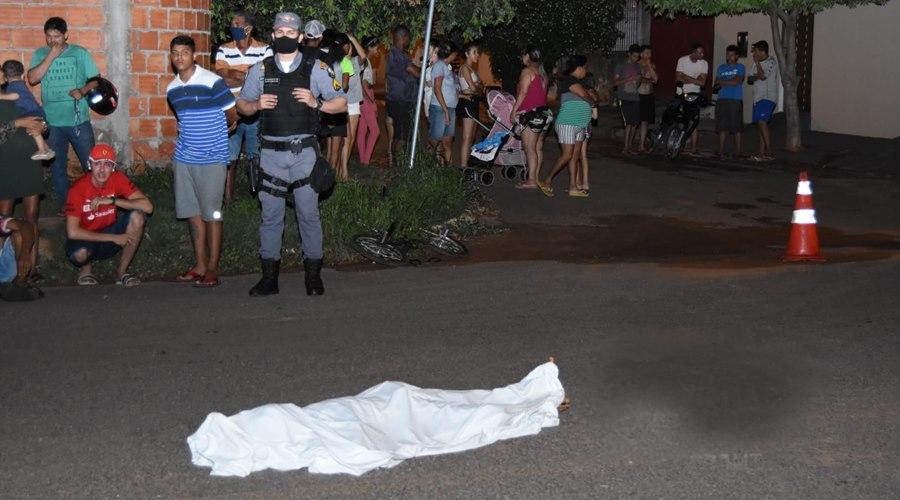 Motociclista atropela criança de 11 anos e foge sem prestar socorro