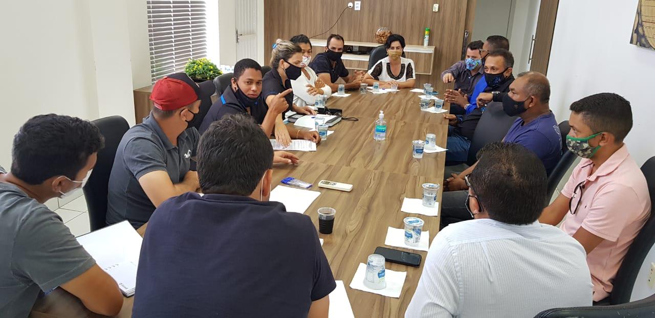 Representantes de aplicativos se reúnem com vereadores para reivindicar mudanças na Lei Municipal