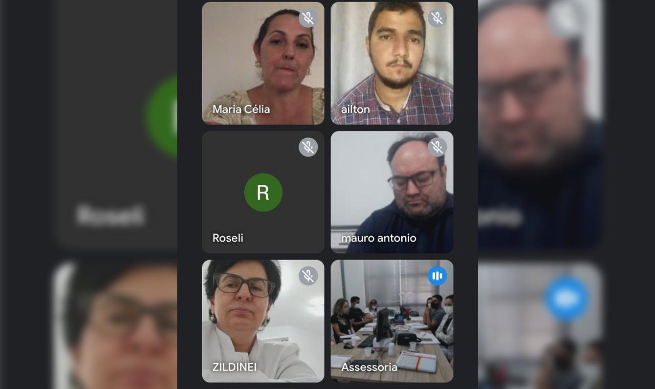 Vereadores de Sapezal se reúnem com equipe da Secretaria de Educação de Lucas do Rio Verde