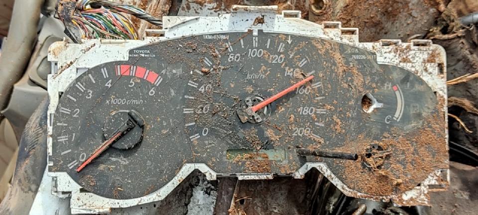 Velocímetro de SW4 que se envolveu no acidente em Comodoro travou em 150km/h