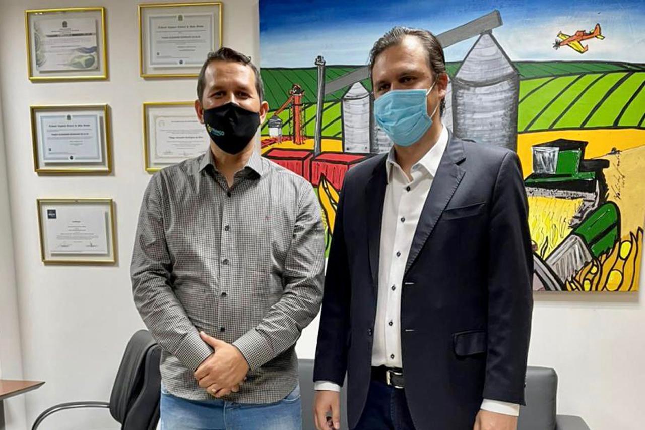 Deputado Thiago Silva viabiliza R$ 200 mil para compra de Castramóvel para Sapezal