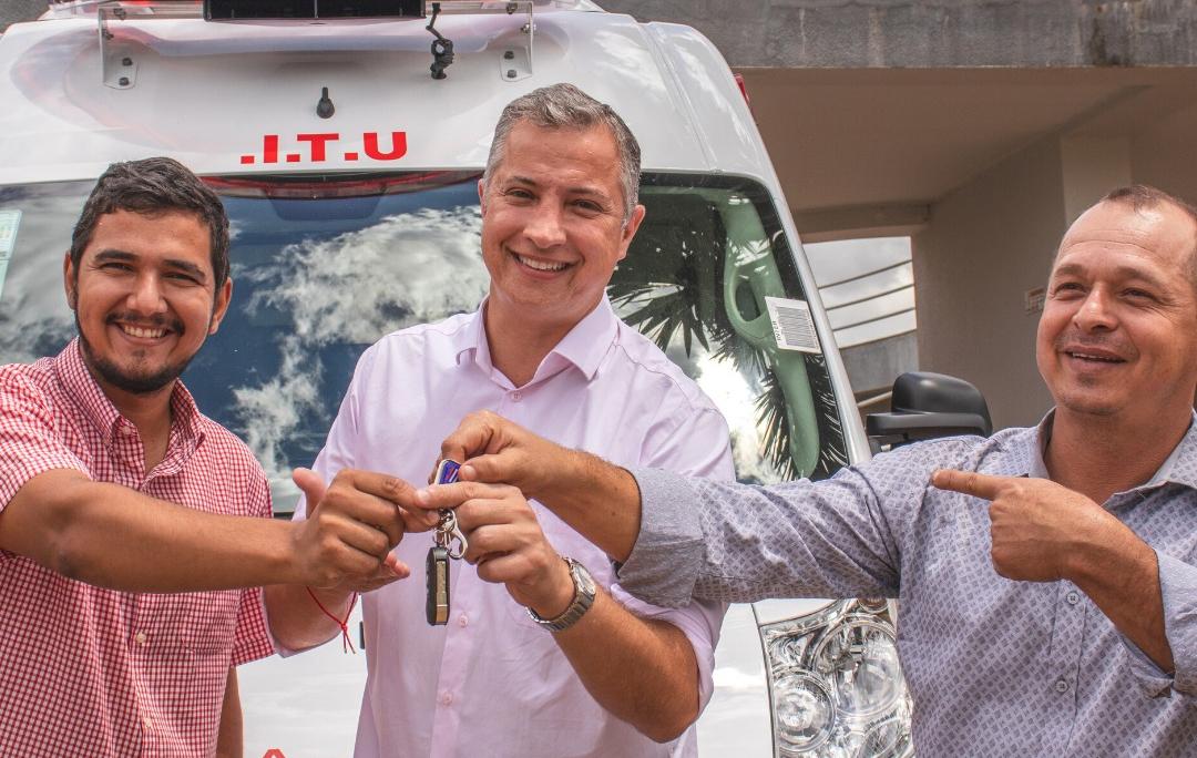 Deputado Faissal Calil realiza entrega de ambulância para Sapezal