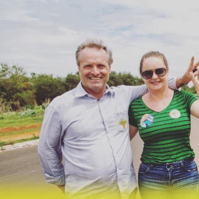 Primeira-dama está afastada para cuidar da mãe que está em tratamento de saúde; 