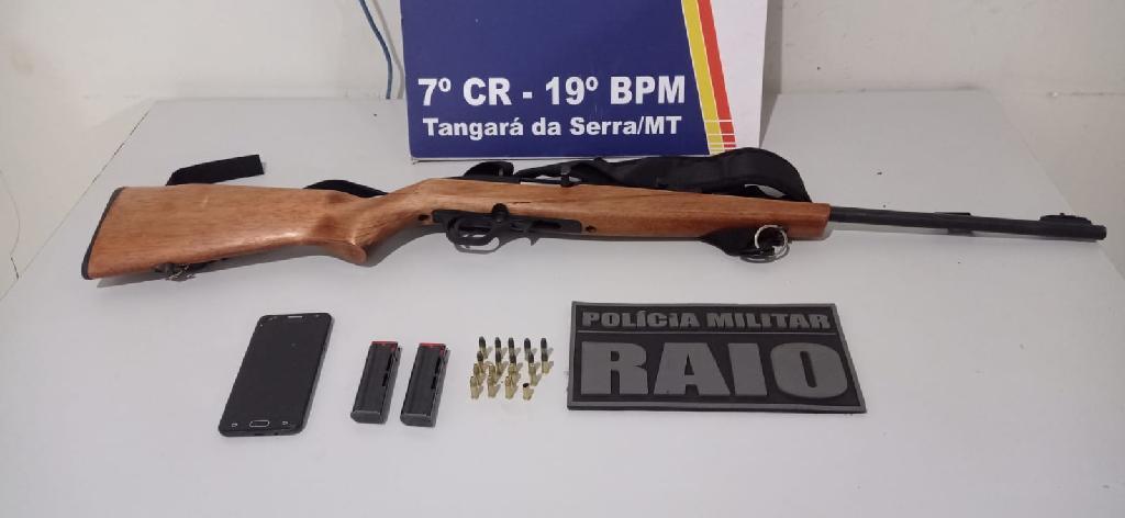 PM prende em flagrante suspeito que atirou em duas pessoas em Tangará da Serra