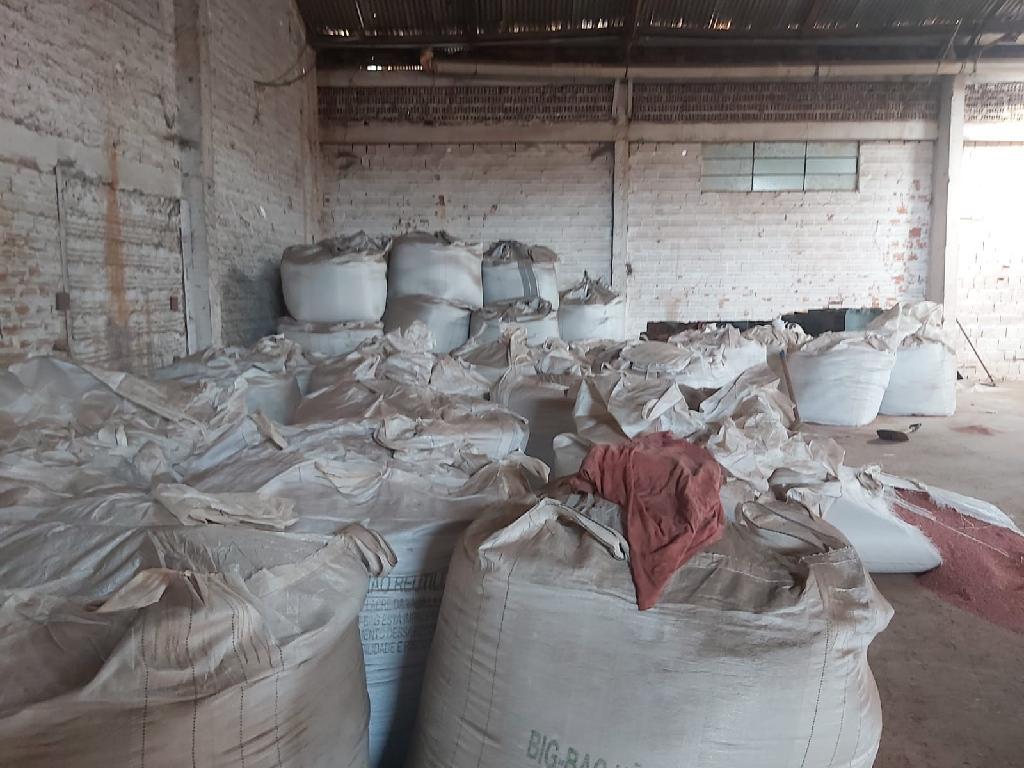 Polícia Militar desarticula quadrilha por receptação e recupera 55 toneladas de fertilizantes