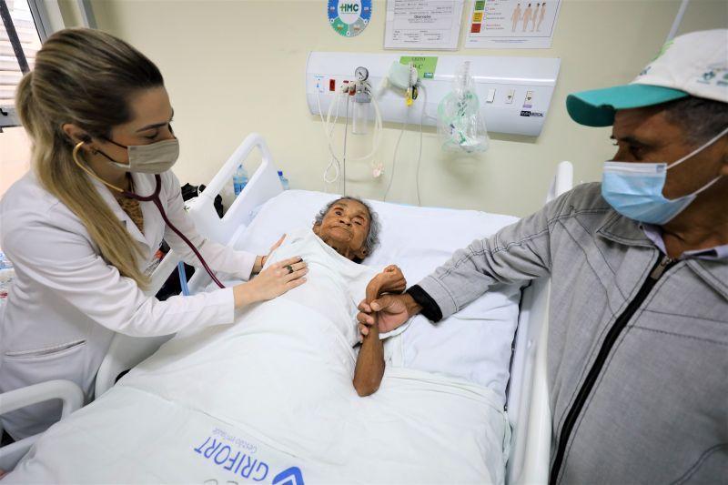 Idosa de 85 anos acorda do coma após um ano e dois meses em Cuiabá