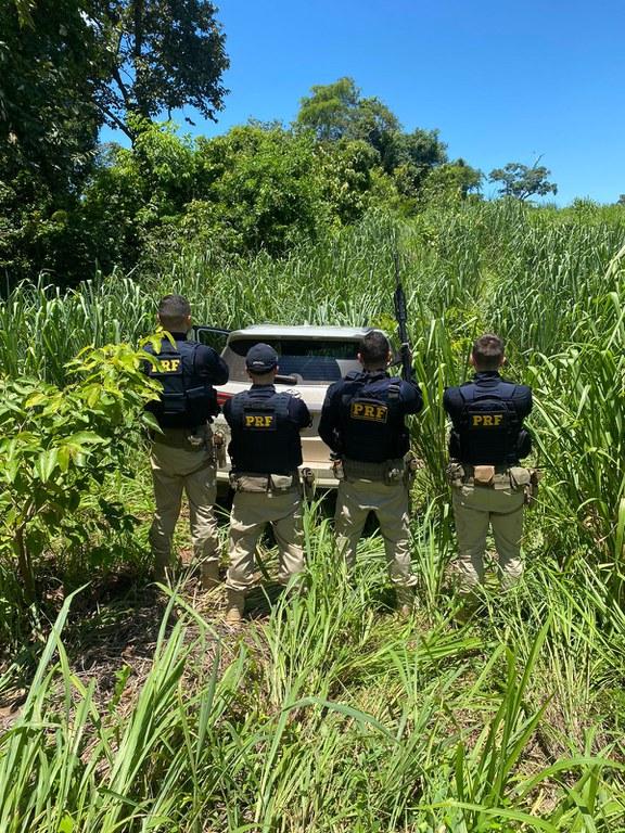 PRF recupera em Pontes e Lacerda veículo furtado em Cuiabá