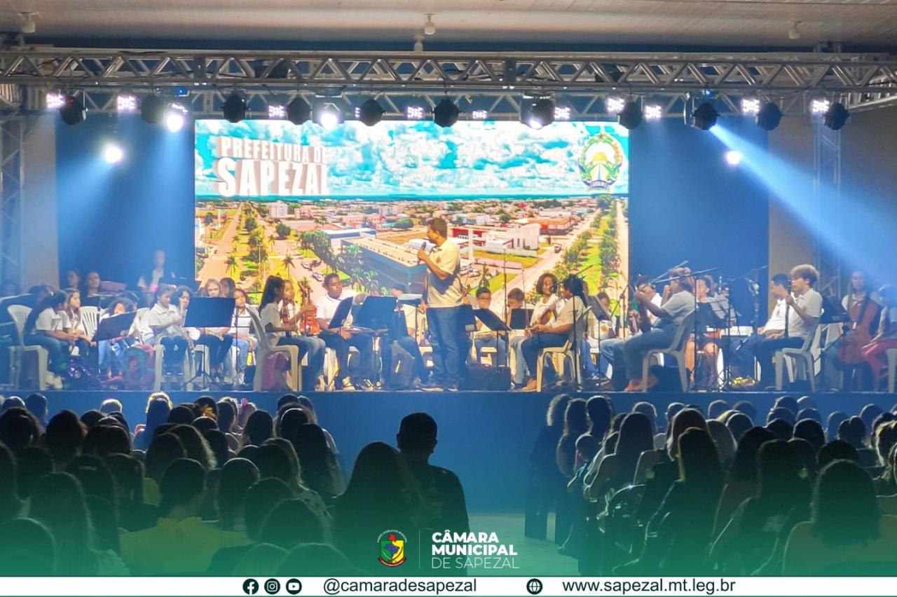 Reencontros e interação marcam a abertura da Semana Pedagógica 2023.