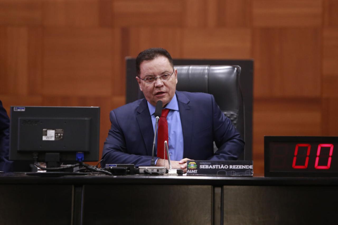 Eduardo Botelho é reconduzido a presidência da ALMT