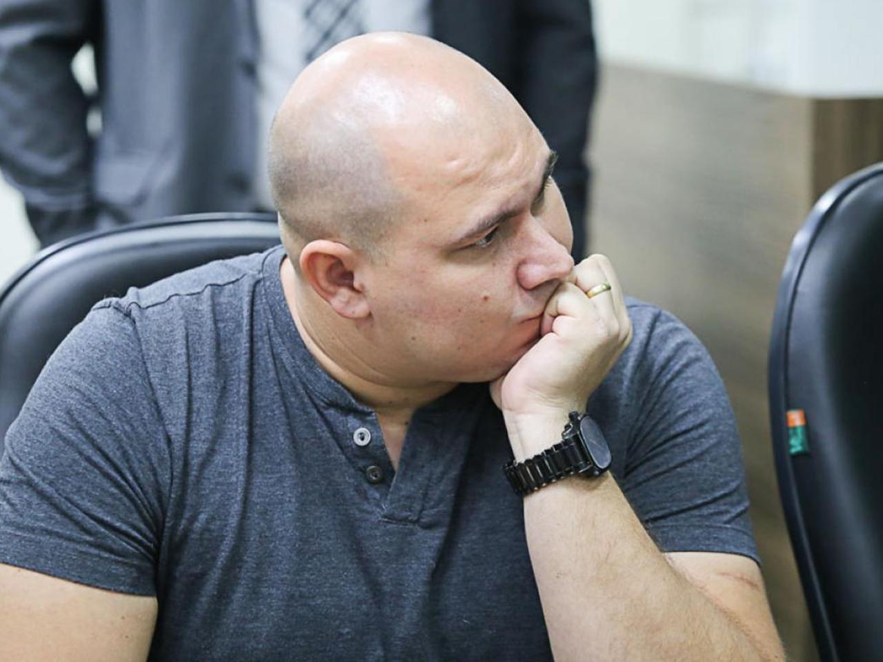 Partido pede cassação de Abílio Brunini por minimizar atos golpistas