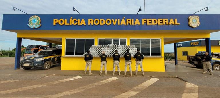 PRF apreende mais de meia tonelada de cocaína em carreta
