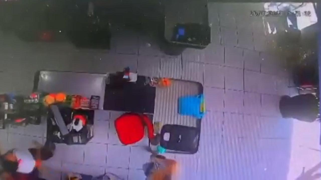 Caixa de supermercado é esfaqueada enquanto trabalhava em Barra do Bugres