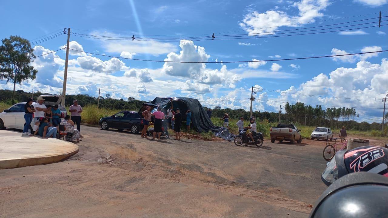 Loteamento Residencial Papagaio - 2ª Etapa é ocupado na tarde deste sábado em Sapezal