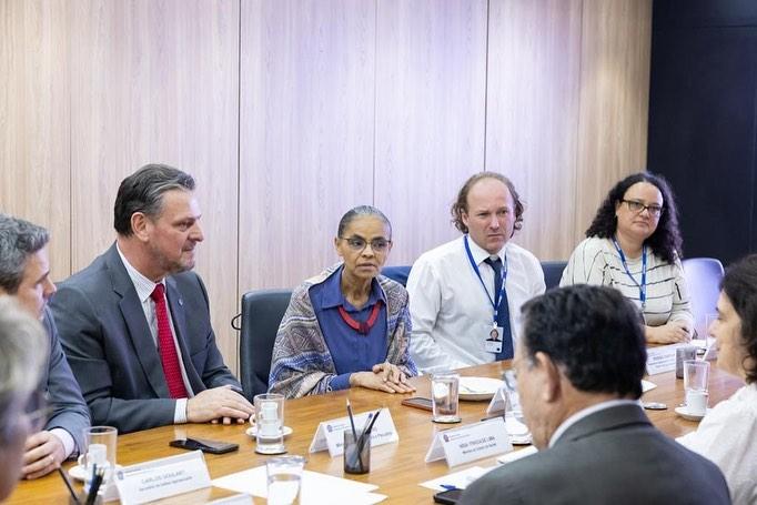 Autoridades se unem para enfrentar a Influenza Aviária em reunião estratégica