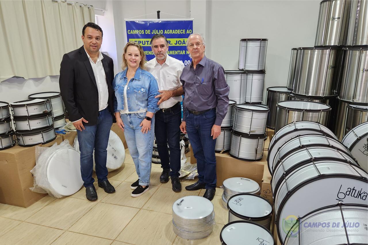 Projeto Motivação Artística e Cultural implementa Fanfarra Municipal em Campos de Júlio