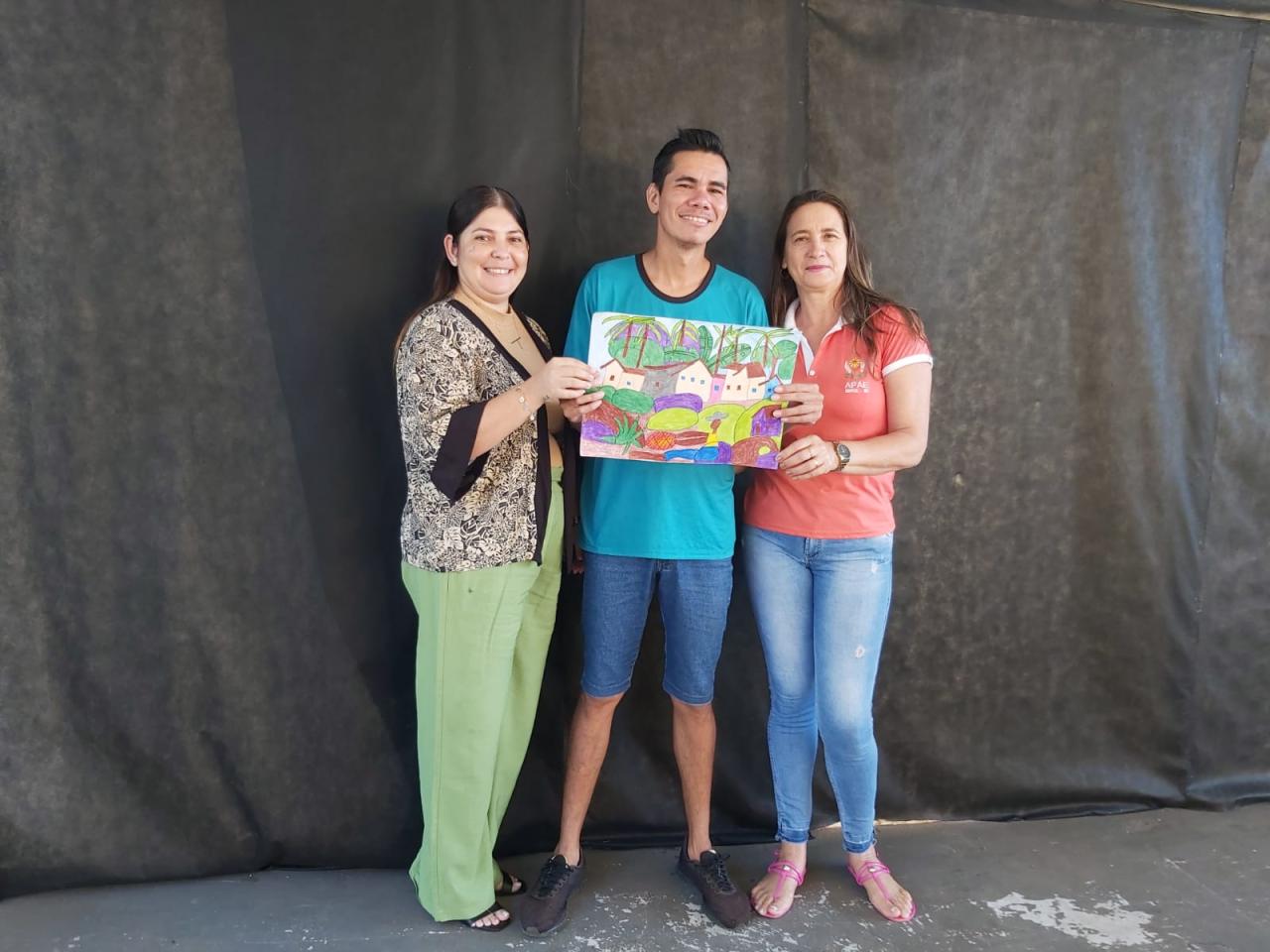1° Festival de Cartazes na Apae de Sapezal destaca talentos e criatividade dos alunos