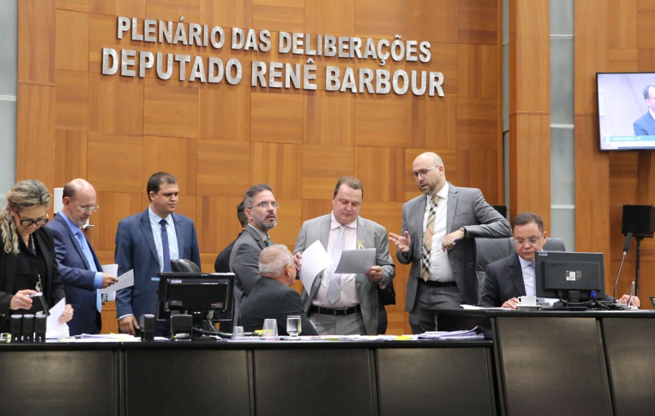 ALMT aprova Orçamento de R$ 34 bi para 2024