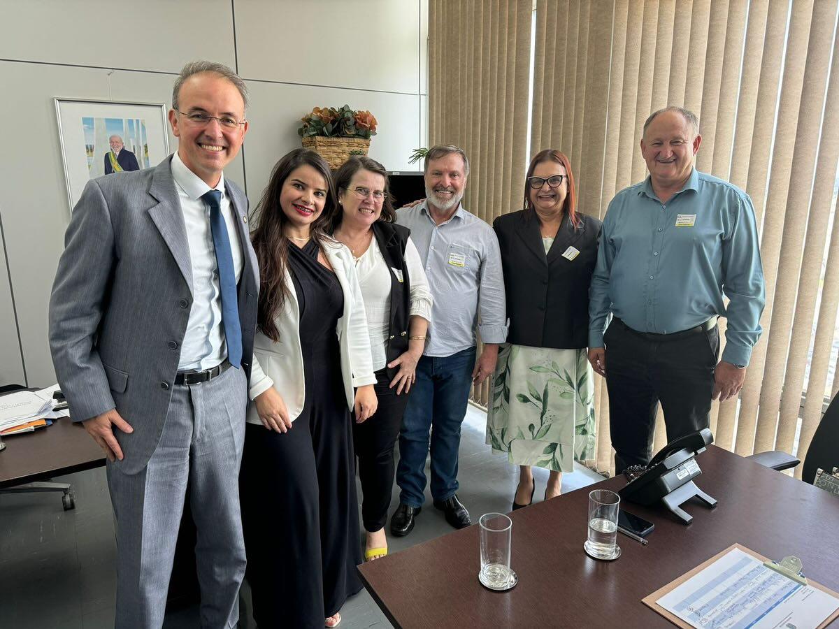 Em Brasília, comitiva de Sapezal se reúne com Rosaneide e representante do MEC para discutir IFMT em Sapezal