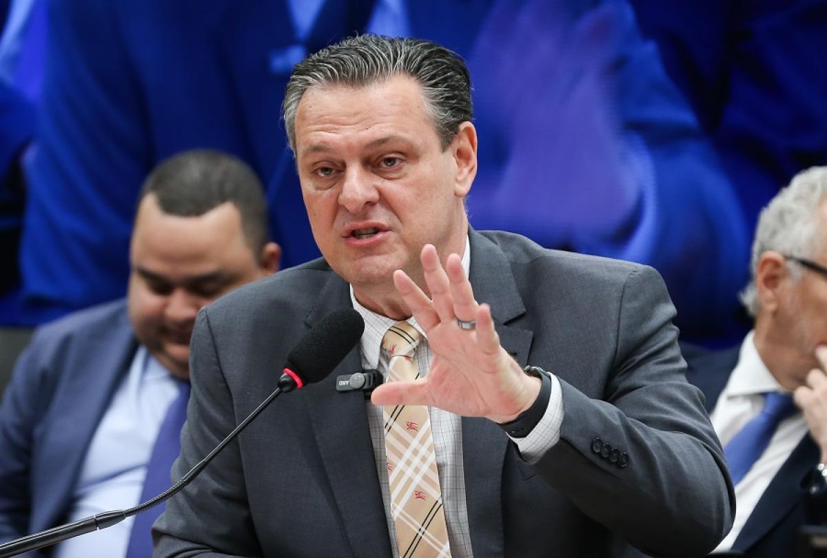 Ministro Carlos Fávaro critica suspensão de compras de produtos brasileiros por empresas francesas: 