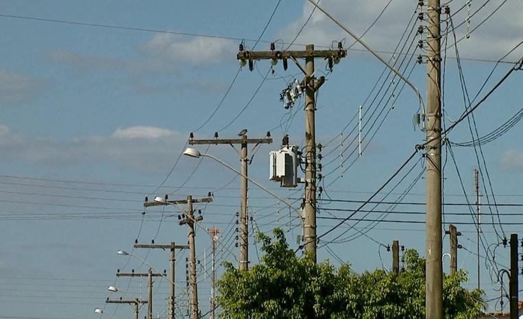Sapezal enfrenta falhas graves no fornecimento de energia elétrica; moradores relatam prejuízos e riscos à saúde