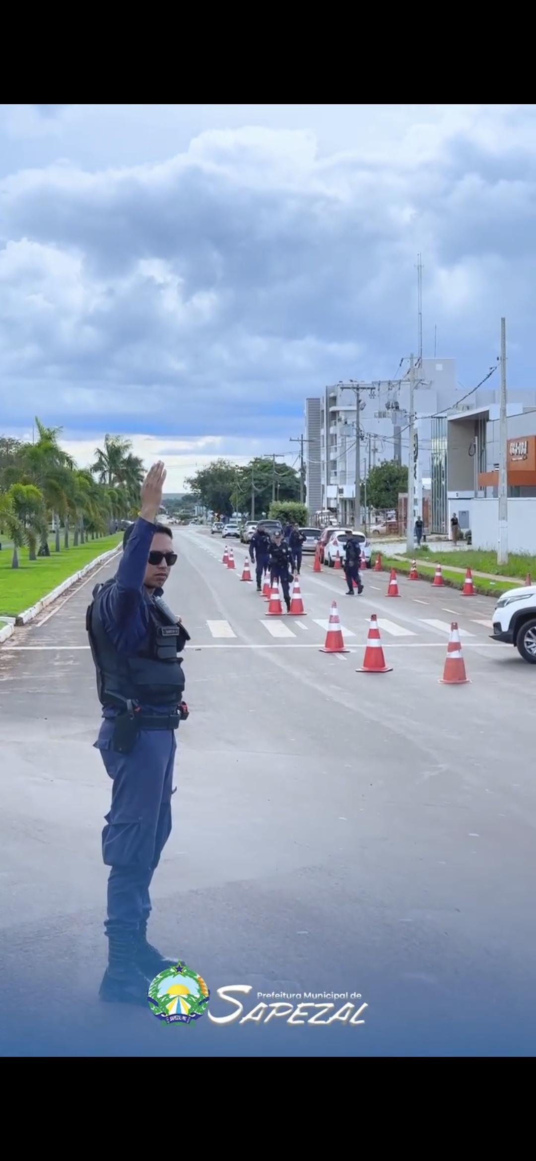 Guarda Municipal realiza blitz educativa na Avenida Antônio André Maggi em Sapezal