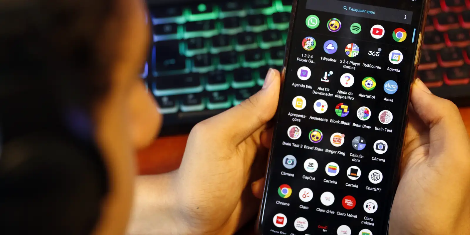AGU cobra medidas de proteção de crianças no Discord após tragédia