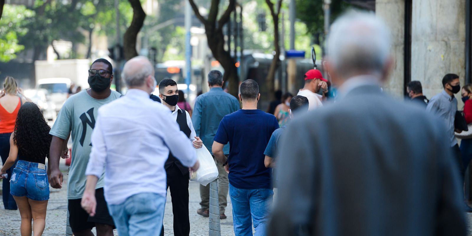 Para 81% dos brasileiros, religião na política é decisiva na escolha do candidato