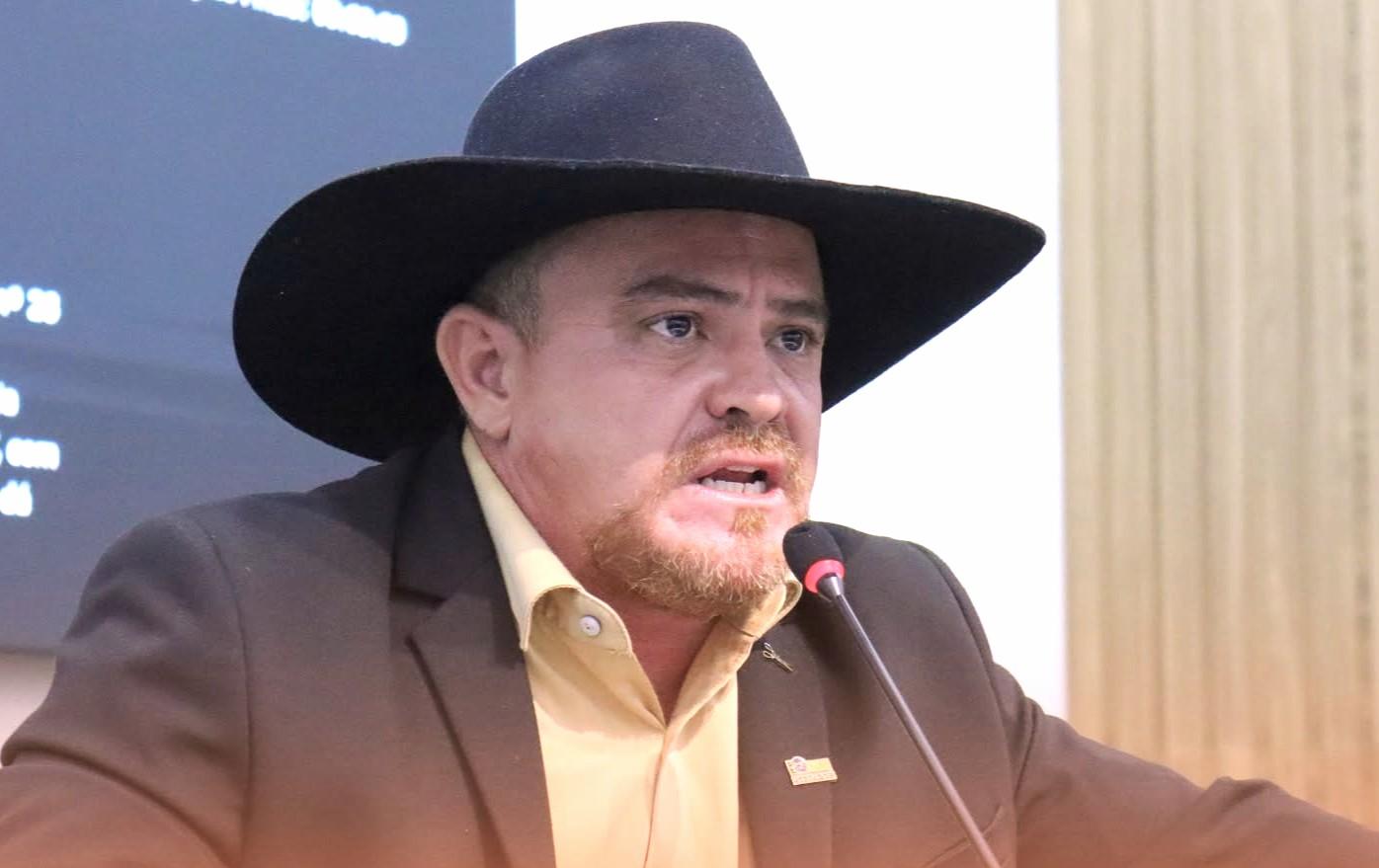 Lance certeiro ou tiro no pé? Chapa de Cacoré antecipa disputa pela Mesa Diretora da Câmara de Sapezal