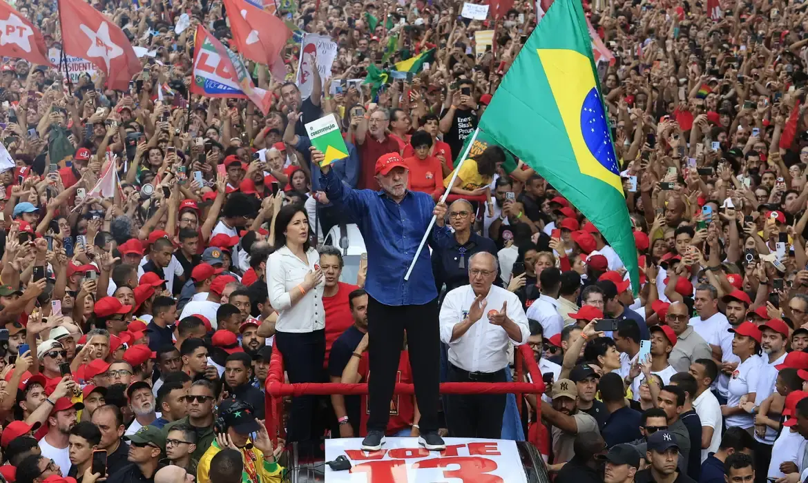 Lula aumenta votação em 22,8% em Sapezal entre os dois turnos e ganha 802 votos