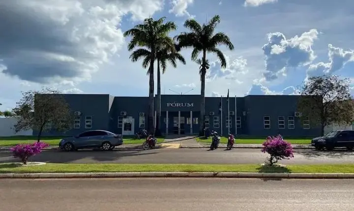 Justiça anula julgamento de acusado de dupla tentativa de feminicídio em Sapezal após falha nas gravações