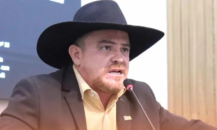 Lance certeiro ou tiro no pé? Chapa de Cacoré antecipa disputa pela Mesa Diretora da Câmara de Sapezal