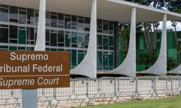 Moraes agenda depoimento de Flávio Bolsonaro à PF para 28 de julho em caso de calúnia