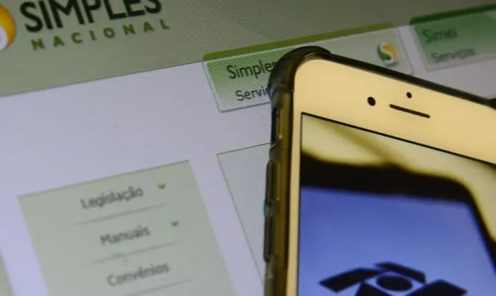 Prazo para opção pelo Simples Nacional é antecipado para setembro de 2026