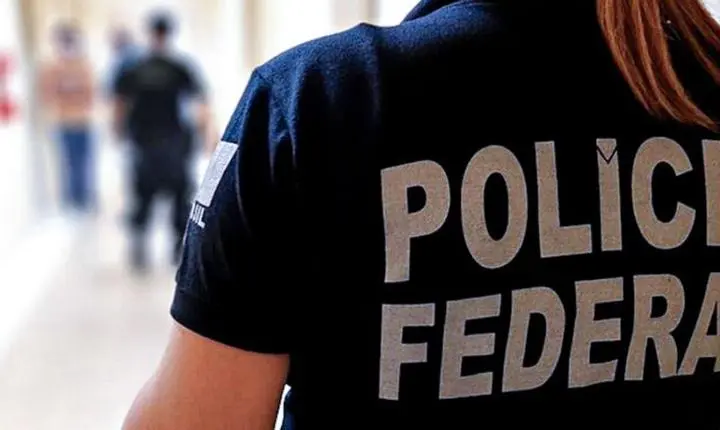 Polícia Federal apreende celulares para combater violência sexual infantil online