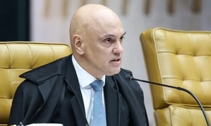 Polícia Federal realiza busca por armas na residência de Bolsonaro por ordem de Moraes